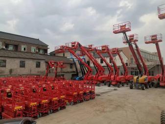 惠东升降机出租与高空车、登高车租赁——专业高效的工程起重机械服务